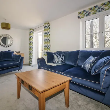 4 Trerammet Crescent *