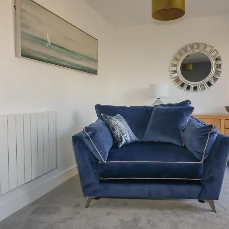 4 Trerammet Crescent Tintagel