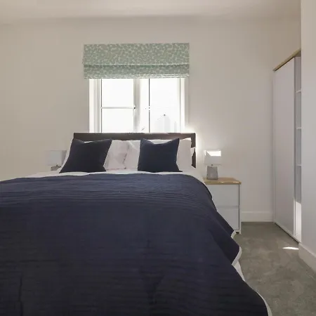 4 Trerammet Crescent *